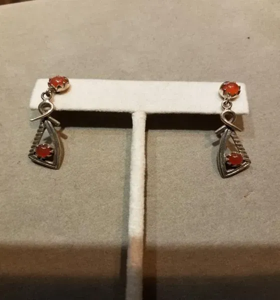 carnelian-earrings