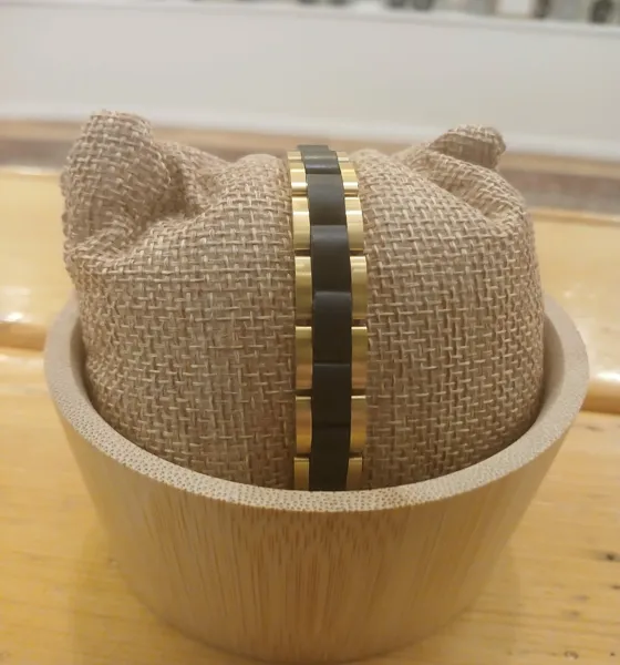 dark-wood-gold